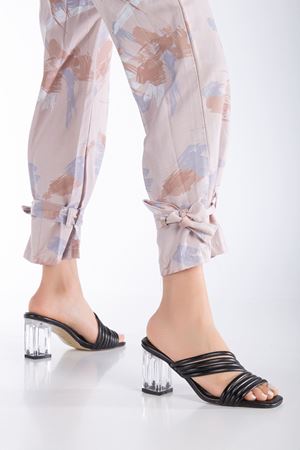 Luca Kadın Şeffaf Ökçe Topuklu Terlik Siyah Cilt