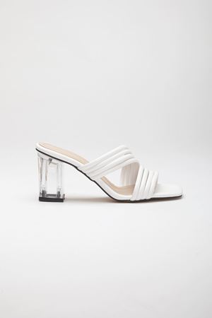 Luca Kadın Şeffaf Ökçe Topuklu Terlik Beyaz Cilt
