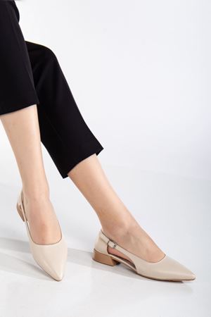 Kadın Günlük Karnı Yarık Sivri Burun Babet Ten Cilt